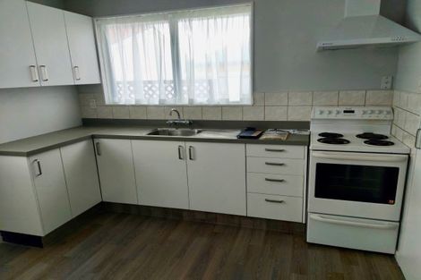 Photo of property in 2 Hill Court, Awapuni, Palmerston North, 4412