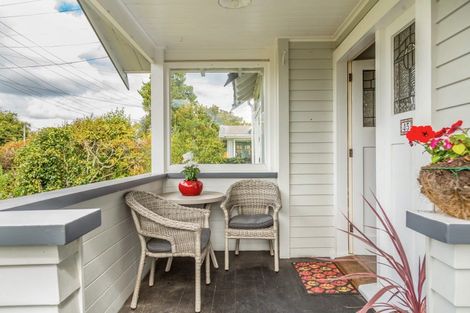 Photo of property in 45 Cambridge Terrace, Masterton, 5810