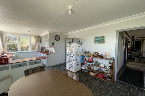 Photo of property in 18 Barnego Road, Balclutha, 9230
