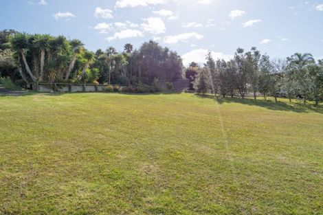 Photo of property in 46c Heretaunga Crescent, Cable Bay, 0420