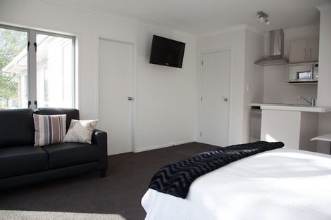 Photo of property in 49 Mount View Road, Melville, Hamilton, 3206