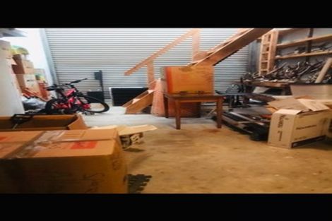 Photo of property in 370 Tararua Road, Levin, 5571