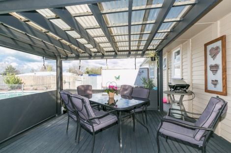 Photo of property in 17 Winchester Place, Tamatea, Napier, 4112