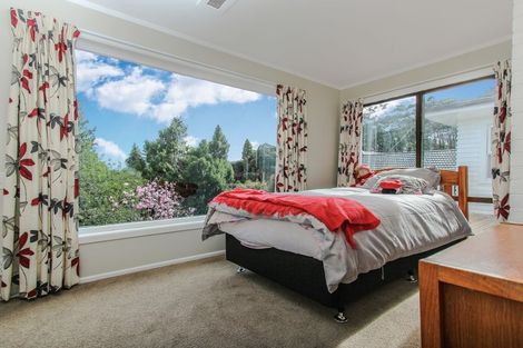 Photo of property in 331 Titirangi Road, Titirangi, Auckland, 0604