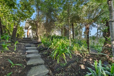 Photo of property in 825 Beach Road, Browns Bay, Auckland, 0630