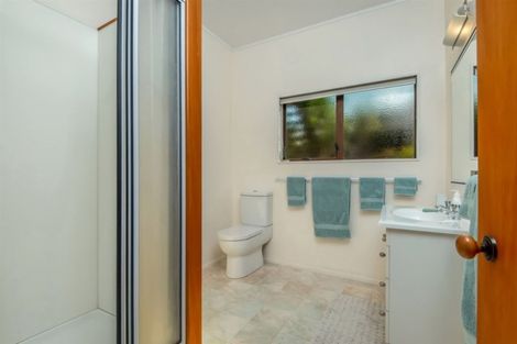 Photo of property in 1 Albert Hall Drive, Red Beach, 0932