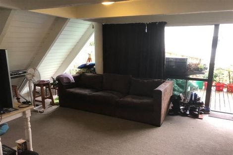 Photo of property in 22 Shadon Place, Stanmore Bay, Whangaparaoa, 0932