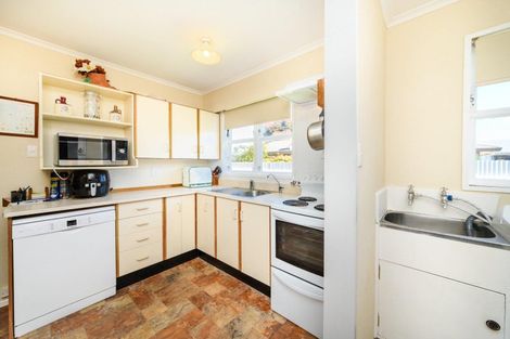 Photo of property in 1 Rennie Avenue, Milson, Palmerston North, 4414