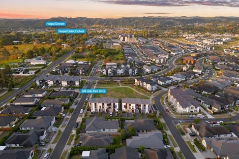 Photo of property in 14b Dida Park Drive, Kumeu, 0810