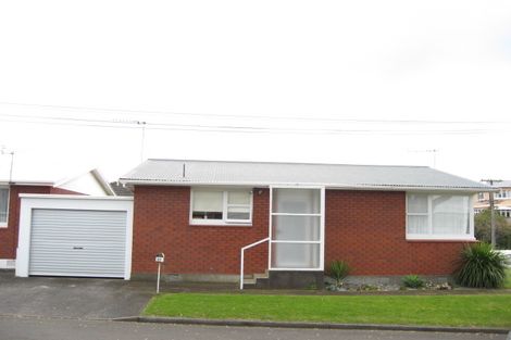 Photo of property in 1/67 Young Street, New Plymouth, 4310