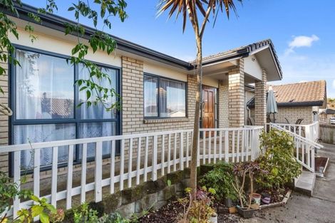 Photo of property in 85 Robert Skelton Place, Clendon Park, Auckland, 2103