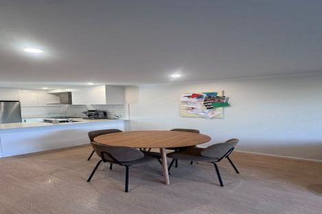 Photo of property in 8 Wharara Lane, Massey, Auckland, 0614