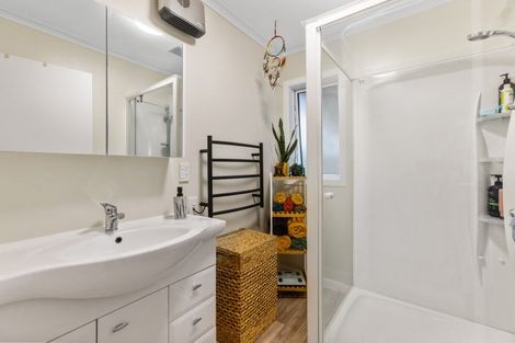 Photo of property in 15 Aronui Road, Bridge Hill, Alexandra, 9320