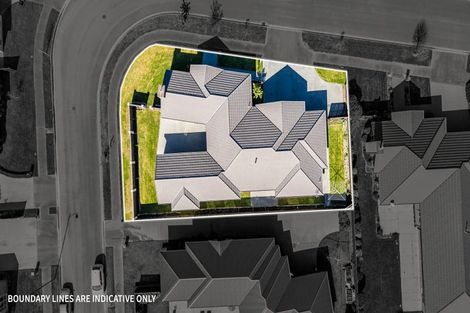 Photo of property in 30 Davaar Crescent, Broomfield, Christchurch, 8042