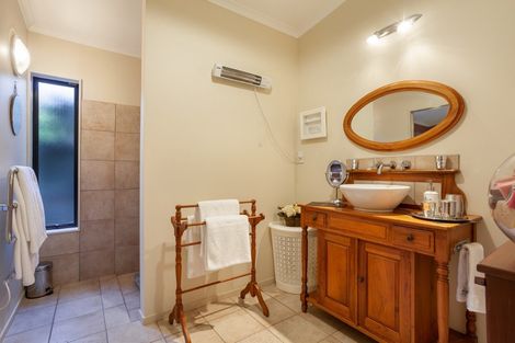 Photo of property in 33 Palm Springs Boulevard, Papamoa Beach, Papamoa, 3118