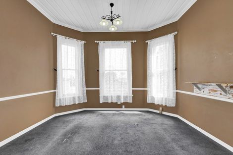 Photo of property in 3 Carrington Street, Inglewood, 4330