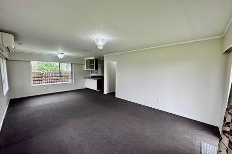 Photo of property in 1/15 Meadowcourt Drive, Manukau, Auckland, 2025