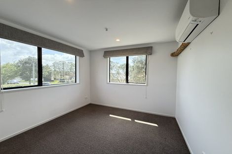 Photo of property in 8a Riverlea Avenue, Pakuranga, Auckland, 2010