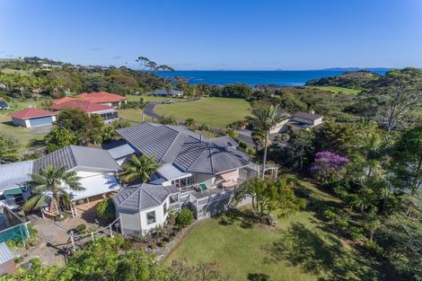 Photo of property in 267 State Highway 10, Cable Bay, 0420