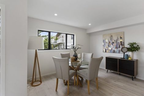 Photo of property in 33a Patons Road, Howick, Auckland, 2014