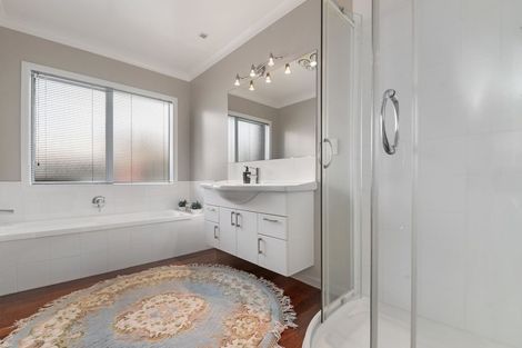 Photo of property in 16 Holden Avenue, Holdens Bay, Rotorua, 3010