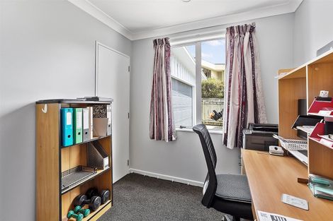 Photo of property in 23 The Masthead, Whitby, Porirua, 5024