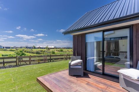 Photo of property in 39 Dow Square, Wigram, Christchurch, 8025