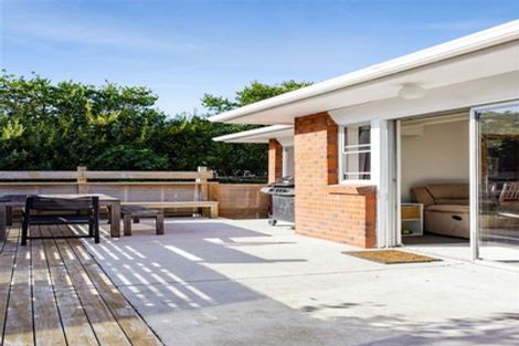 Photo of property in 7a Penrith Street, Westown, New Plymouth, 4310