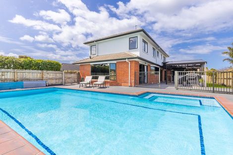 Photo of property in 11 Sovereign Place, Rototuna North, Hamilton, 3210