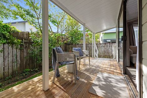 Photo of property in 11a Pokapu Place, Bethlehem, Tauranga, 3110