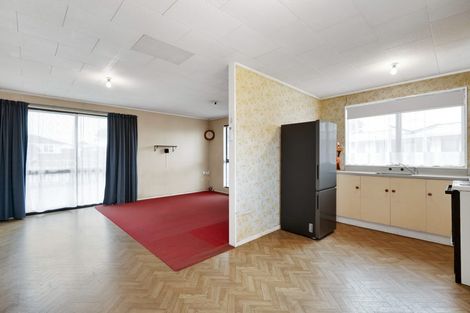 Photo of property in 6 Trimble Place, Bell Block, New Plymouth, 4312