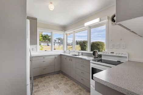 Photo of property in 13 Windsor Place, Windsor Park, Auckland, 0630
