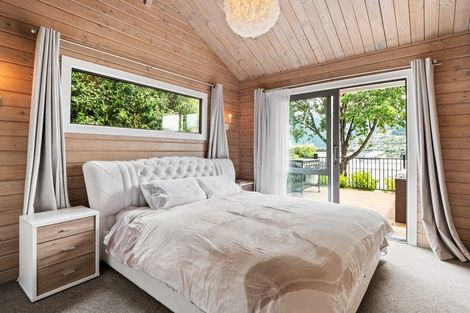 Photo of property in 25 Oregon Drive, Kelvin Heights, Queenstown, 9300