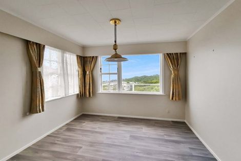 Photo of property in 24 Cypress Drive, Maungaraki, Lower Hutt, 5010