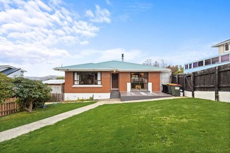 Photo of property in 239 Brockville Road, Brockville, Dunedin, 9011