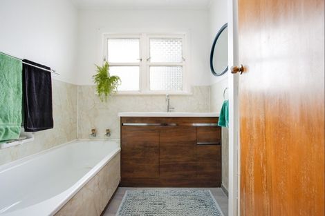 Photo of property in 41 Flaxmere Avenue, Flaxmere, Hastings, 4120