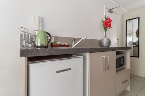 Photo of property in Atlas Apartments, 10/49 Maunganui Road, Mount Maunganui, 3116