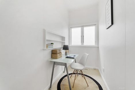 Photo of property in 284 Karori Road, Karori, Wellington, 6012