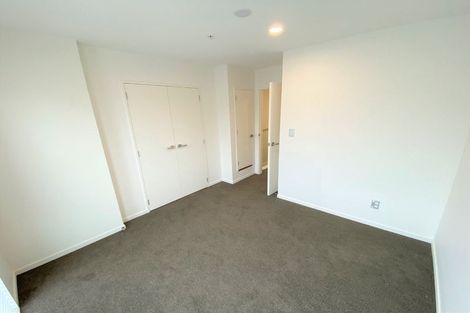 Photo of property in 7 Waru Lane, Te Atatu Peninsula, Auckland, 0610