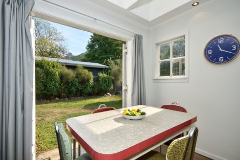Photo of property in 5 Criterion Street, Arrowtown, 9302