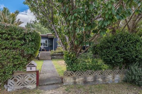 Photo of property in 11 Karaka Grove, Raumati Beach, Paraparaumu, 5032