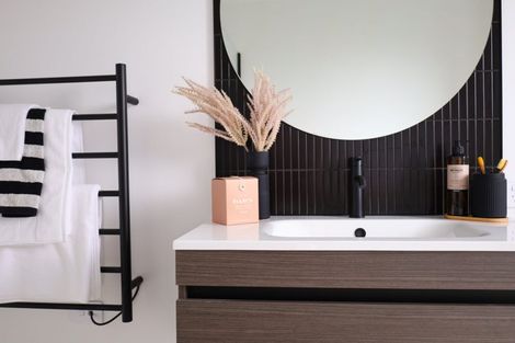 Photo of property in 104 Freedom Drive, Kelvin Grove, Palmerston North, 4414