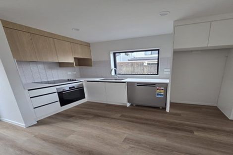 Photo of property in 1/14 Kelvin Road, Papakura, 2110
