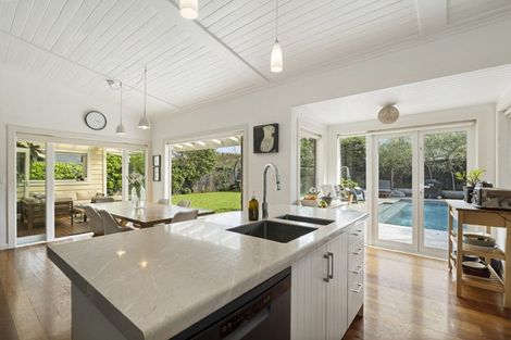 Photo of property in 46 Ngataringa Road, Devonport, Auckland, 0624