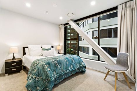 Photo of property in 9d/2 Saint Martins Lane, Grafton, Auckland, 1010