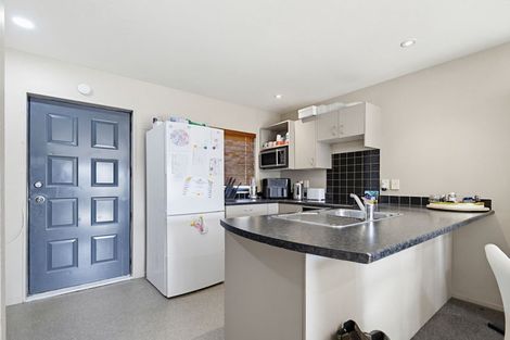 Photo of property in 42 Park Avenue, Papatoetoe, Auckland, 2025