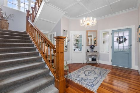 Photo of property in 112 Stanley Avenue, Te Aroha, 3320