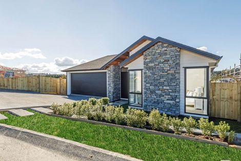 Photo of property in 32 Bine Crescent, Orewa, 0931