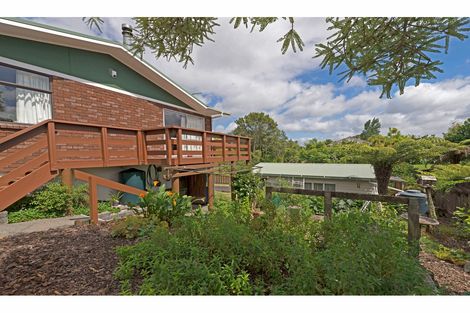 Photo of property in 23 Robert Burke Place, Henderson, Auckland, 0612