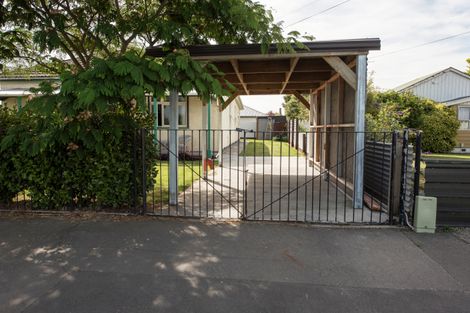 Photo of property in 132 Mcmurdo Street, Tinwald, Ashburton, 7700